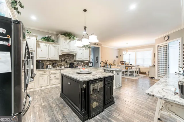 $899,000 | 223 Yale Circle, Bonaire, GA 31005