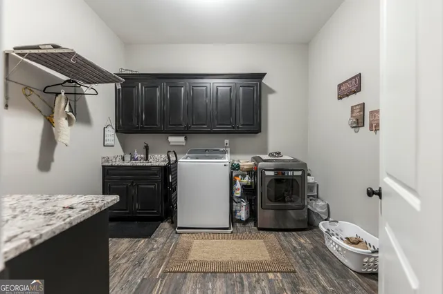 $899,000 | 223 Yale Circle, Bonaire, GA 31005