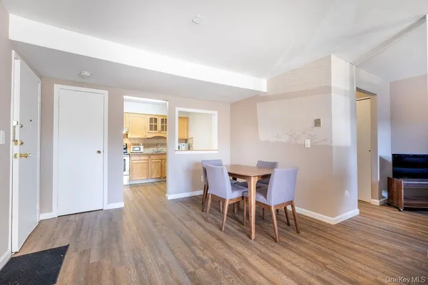 $240,000 | 10 Regents Place, Unit D, Yorktown Heights, NY 10598