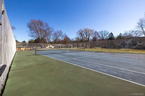 $240,000 | 10 Regents Place, Unit D, Yorktown Heights, NY 10598