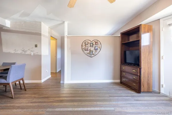 $240,000 | 10 Regents Place, Unit D, Yorktown Heights, NY 10598