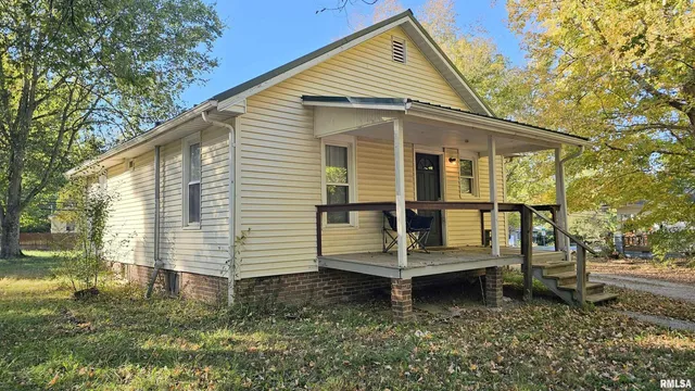 $120,000 | 2571 South Illinois Avenue, Carbondale, IL 62903