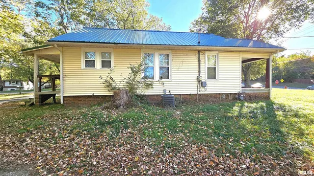 $120,000 | 2571 South Illinois Avenue, Carbondale, IL 62903