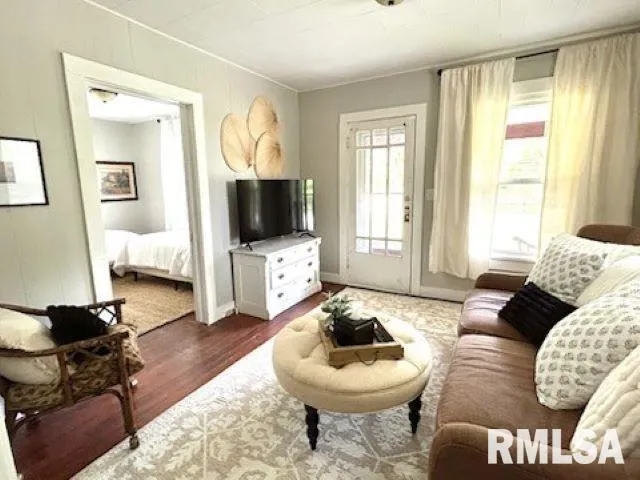 $120,000 | 2571 South Illinois Avenue, Carbondale, IL 62903