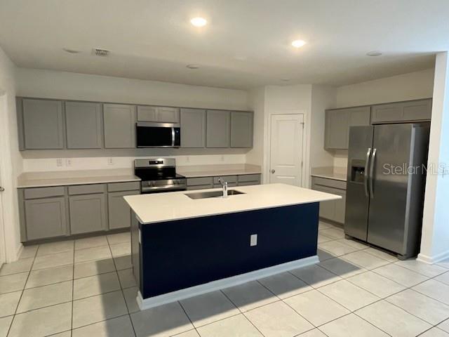 725 Reggie Road Winter Haven, FL 33859 - Photo 3 of 27