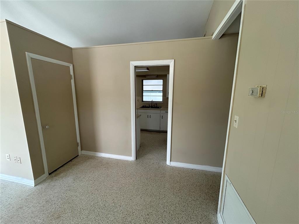 102 East Pendleton Avenue Eustis, FL 32726 - Photo 9 of 33