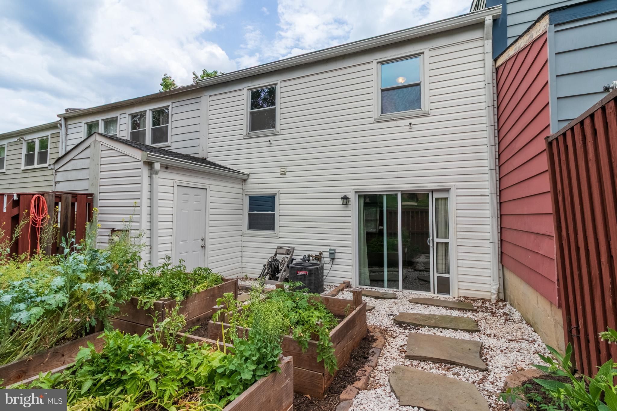 12155 Dove Circle Laurel, MD 20708 - Photo 17 of 18 Gardener's paradise!