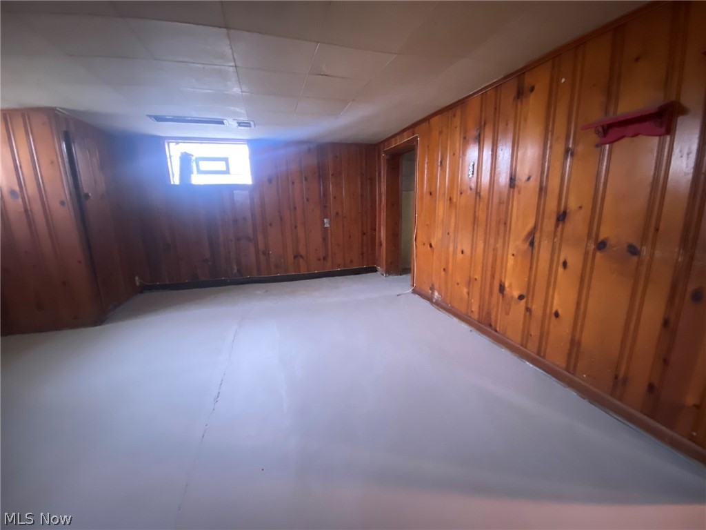 636 North Road Niles, OH 44446 - Photo 14 of 15 Gallery Image 14
