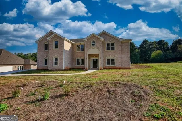 $590,500 | 35 Fourwood Drive, Covington, GA 30016