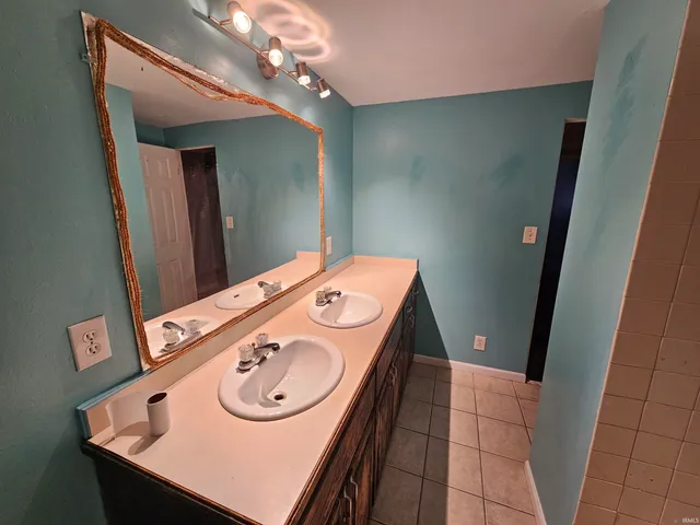 $375,000 | 52040 Avanelle Street, Granger, IN 46530