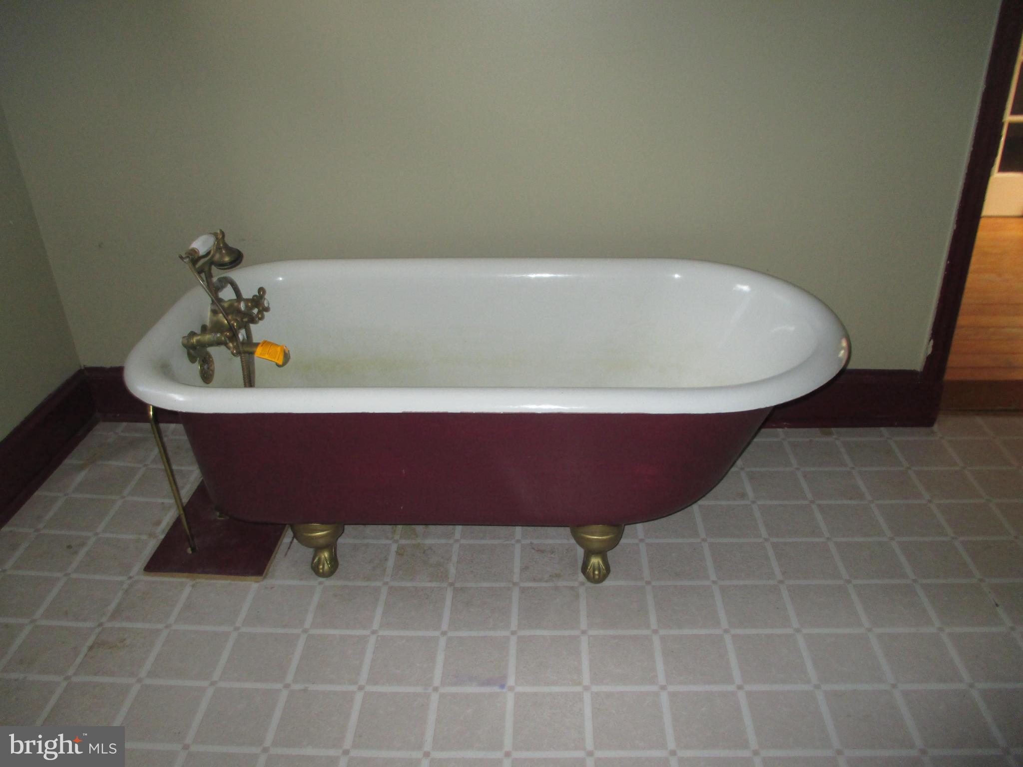 296 Old Farmington Road North East, MD 21901 - Photo 6 of 10 Bath