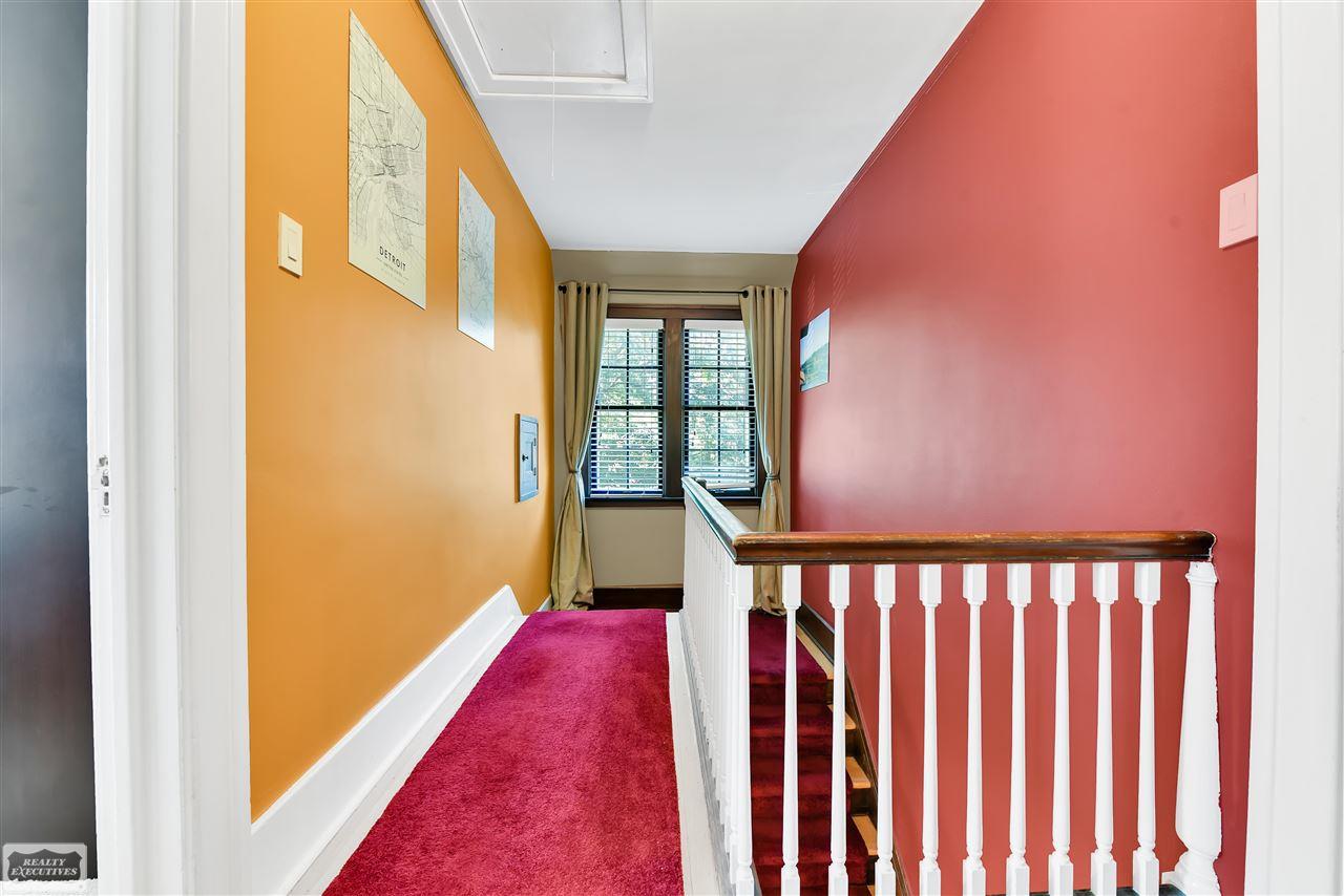 841 Fisher Road Grosse Pointe, MI 48230 - Photo 14 of 25 50057694-13.JPG
