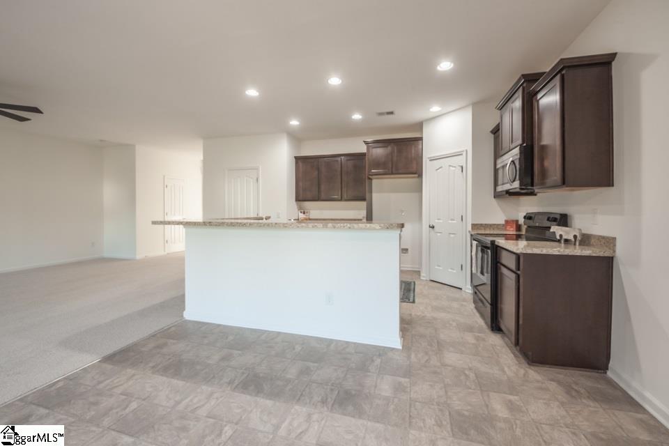 127 Riverdale Road Simpsonville, SC 29680 - Photo 6 of 32 Gallery Image 6