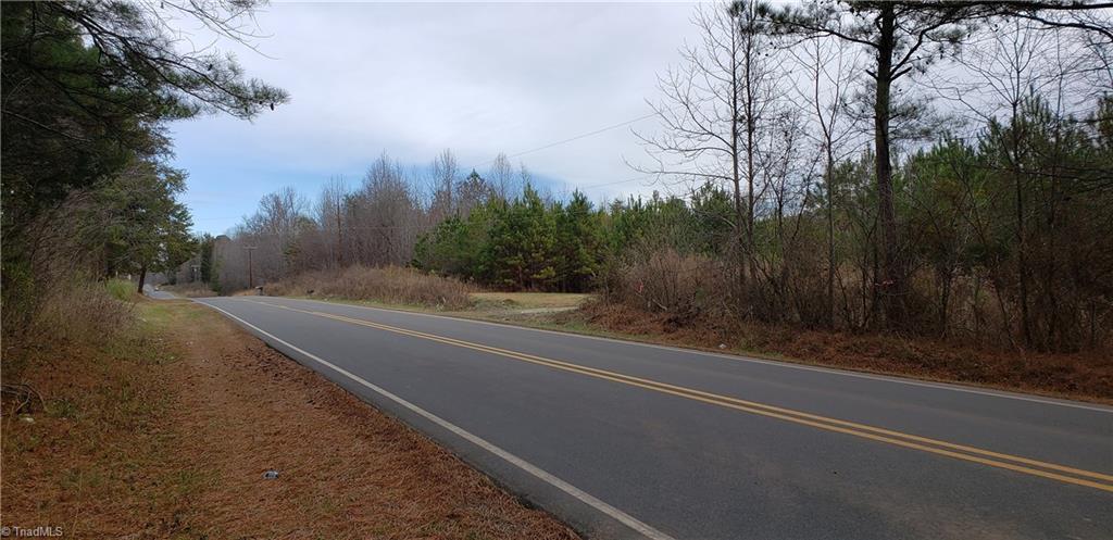 4433 Mineral Springs Road Graham, NC 27253 - Photo 7 of 8 Gallery Image 7