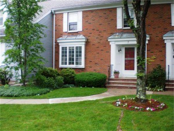 7 Fox Run, Unit 41 Middleton, MA 01949 - Photo 1 of 28 Gallery Image 1