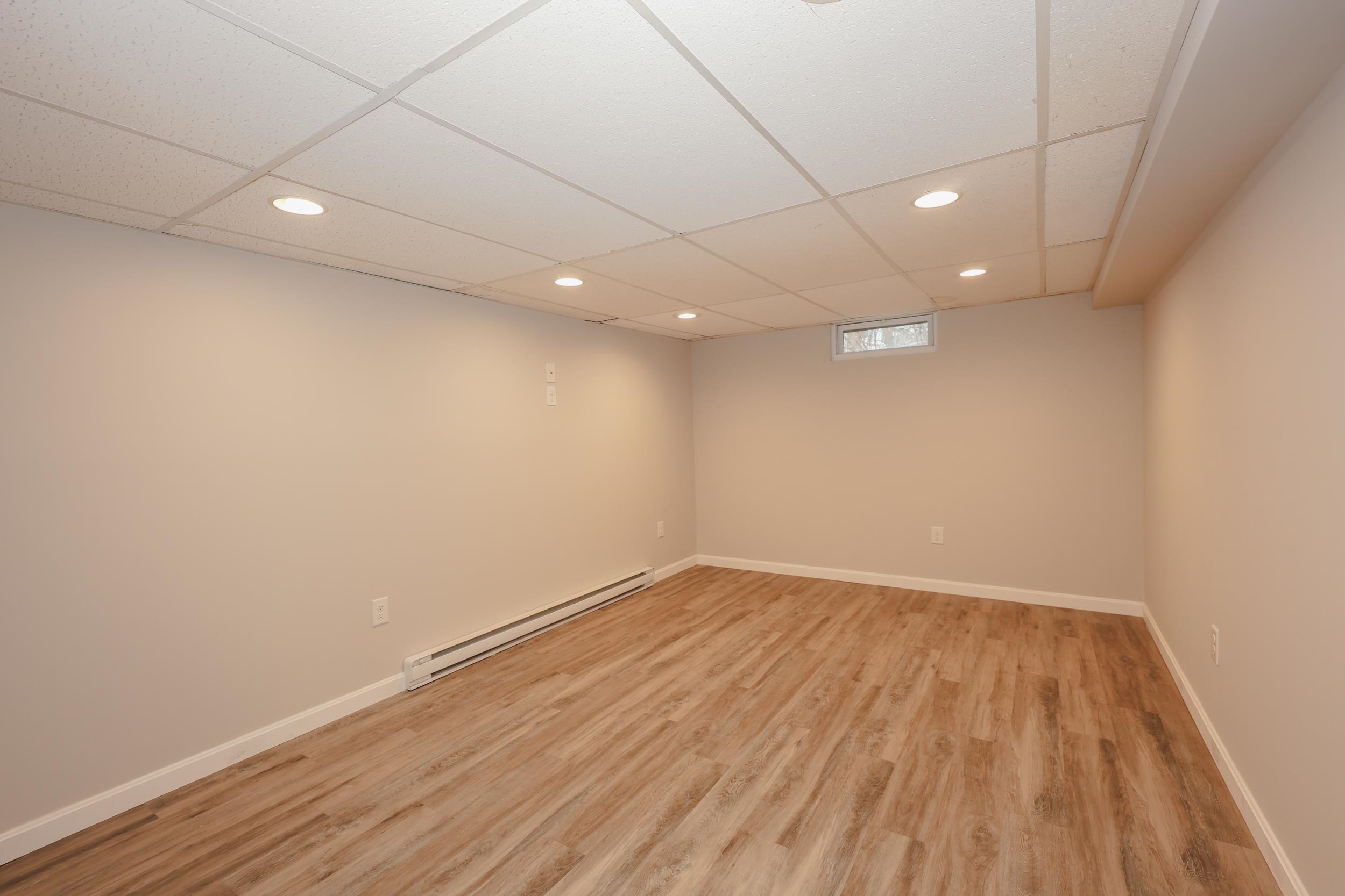 29 Nightingale Road Nashua, NH 03062 - Photo 21 of 26