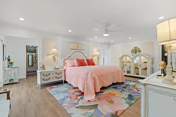 $1,089,900 | 18598 Highway 113, Knights Landing, CA 95645
