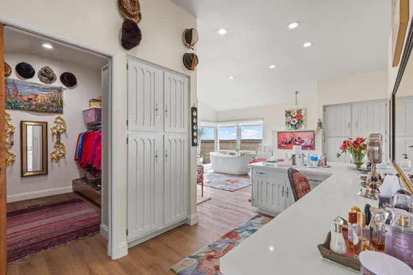 $1,089,900 | 18598 Highway 113, Knights Landing, CA 95645