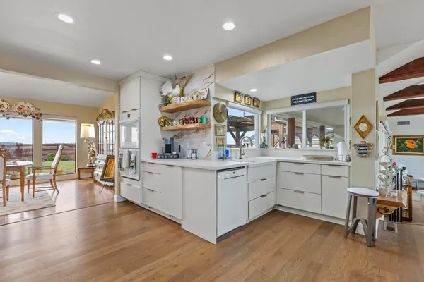 $1,089,900 | 18598 Highway 113, Knights Landing, CA 95645