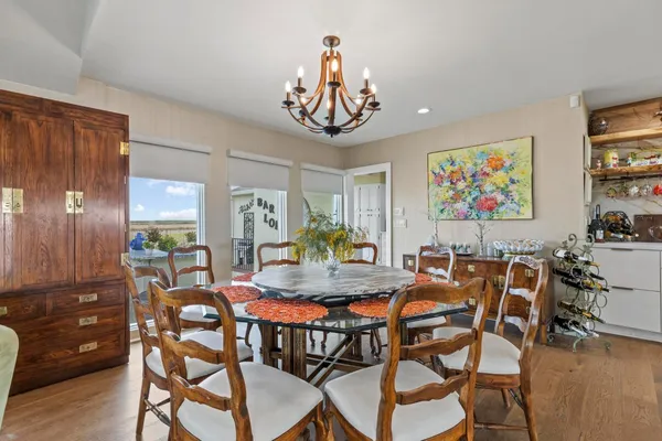 $1,089,900 | 18598 Highway 113, Knights Landing, CA 95645