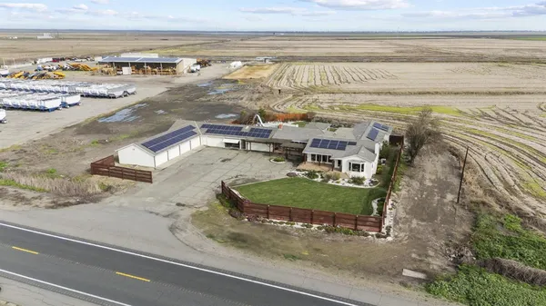 $1,089,900 | 18598 Highway 113, Knights Landing, CA 95645