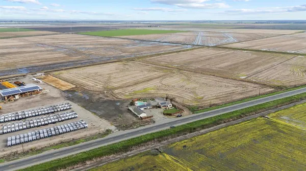 $1,089,900 | 18598 Highway 113, Knights Landing, CA 95645