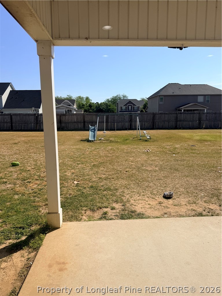 940 Pecan Grove Loop Hope Mills, NC 28348 - Photo 2 of 19 Back Yard