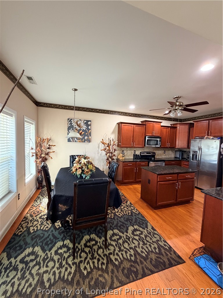 940 Pecan Grove Loop Hope Mills, NC 28348 - Photo 8 of 19 Kitchen