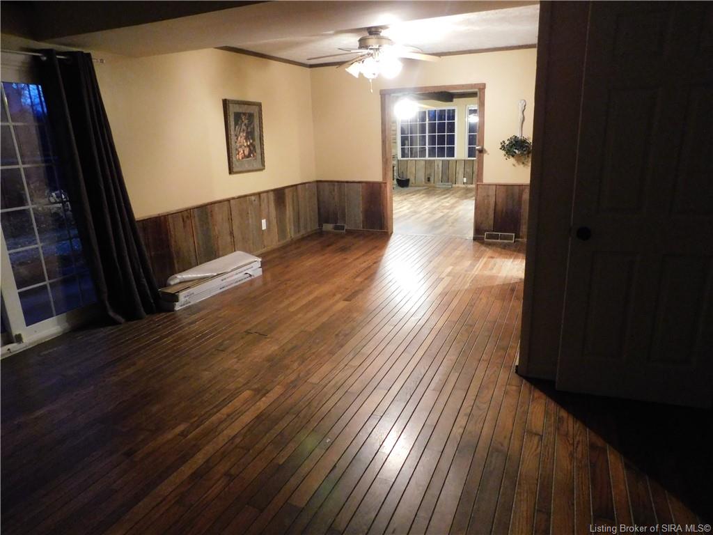 845 North Deer Run Road Salem, IN 47167 - Photo 9 of 20 Gallery Image 9