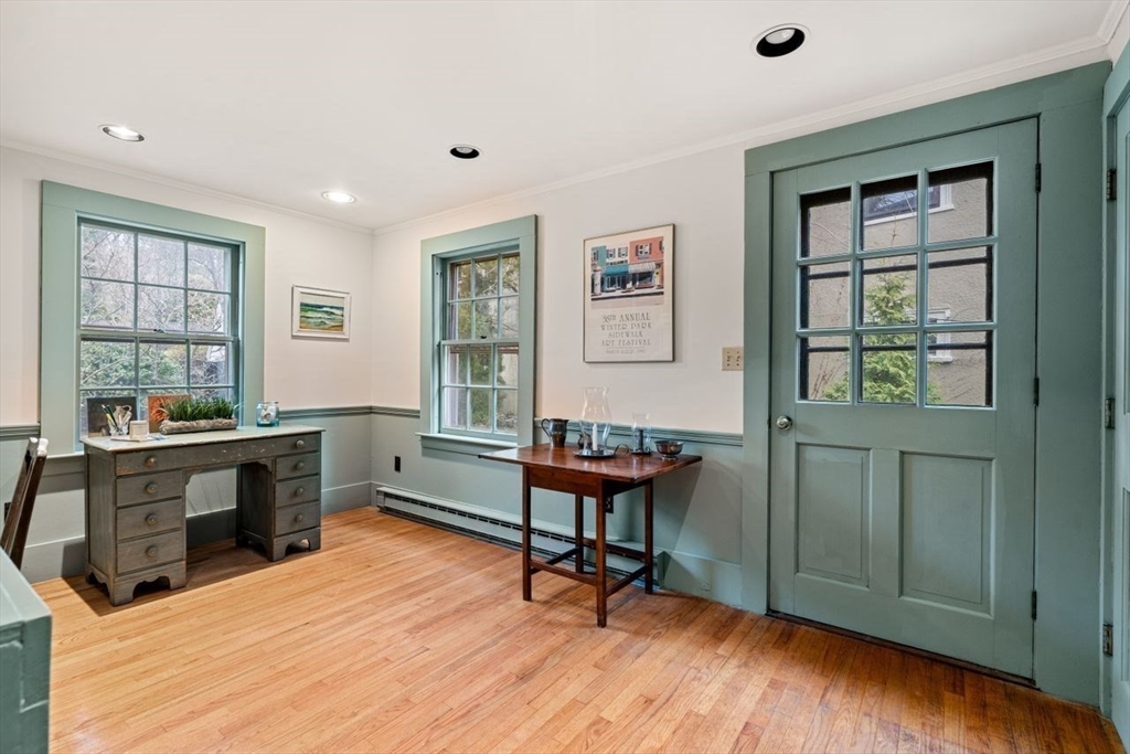 23 Gregory Street Marblehead, MA 01945 - Photo 11 of 42