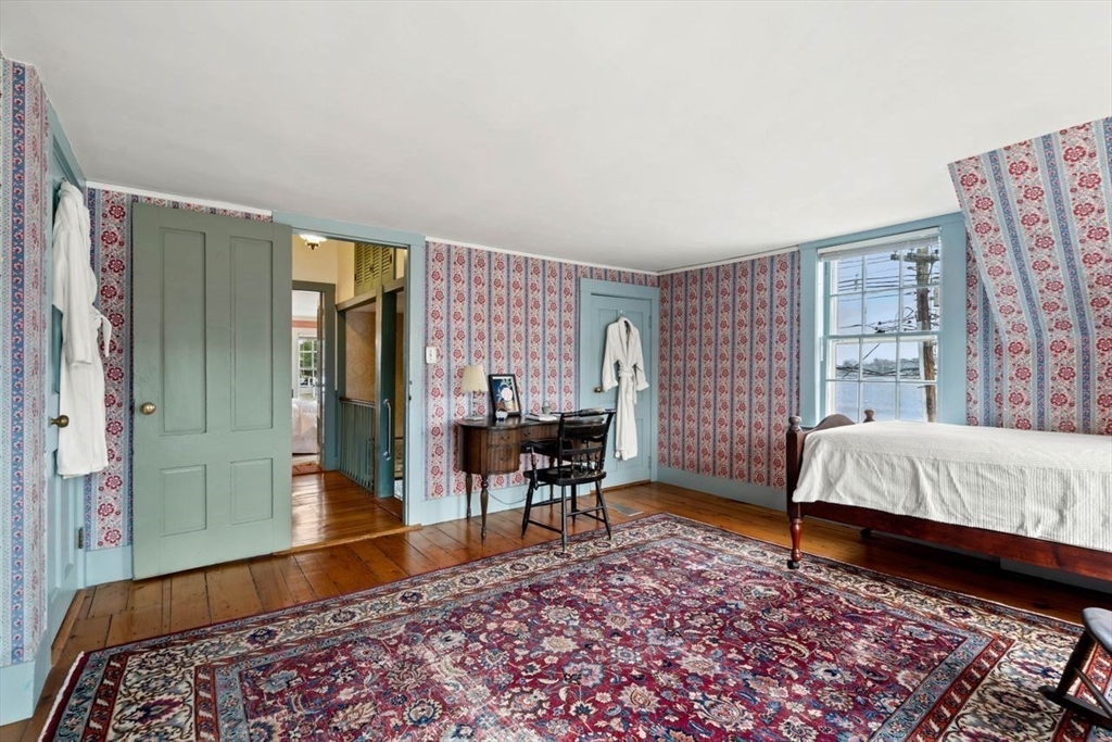 23 Gregory Street Marblehead, MA 01945 - Photo 24 of 42