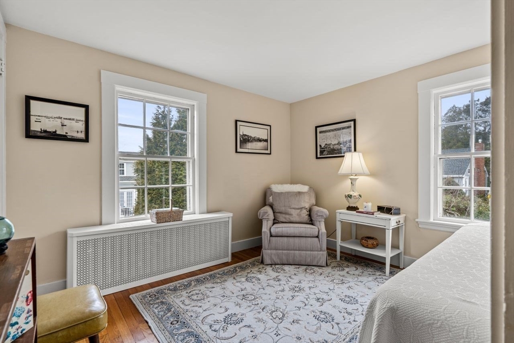 23 Gregory Street Marblehead, MA 01945 - Photo 33 of 42