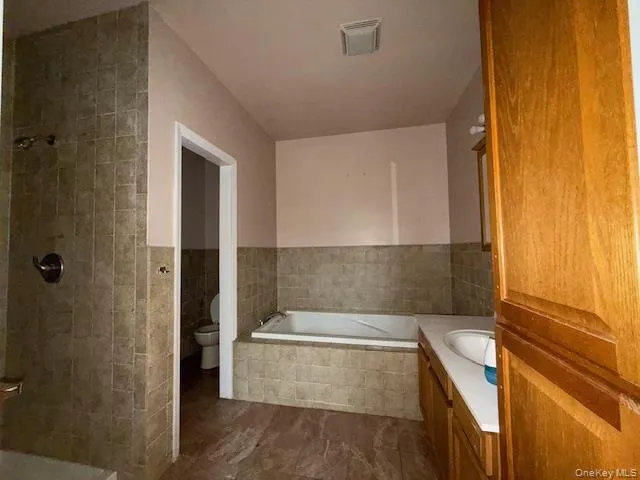 $315,000 | 532 Roosa Gap Road, Bloomingburg, NY 12721