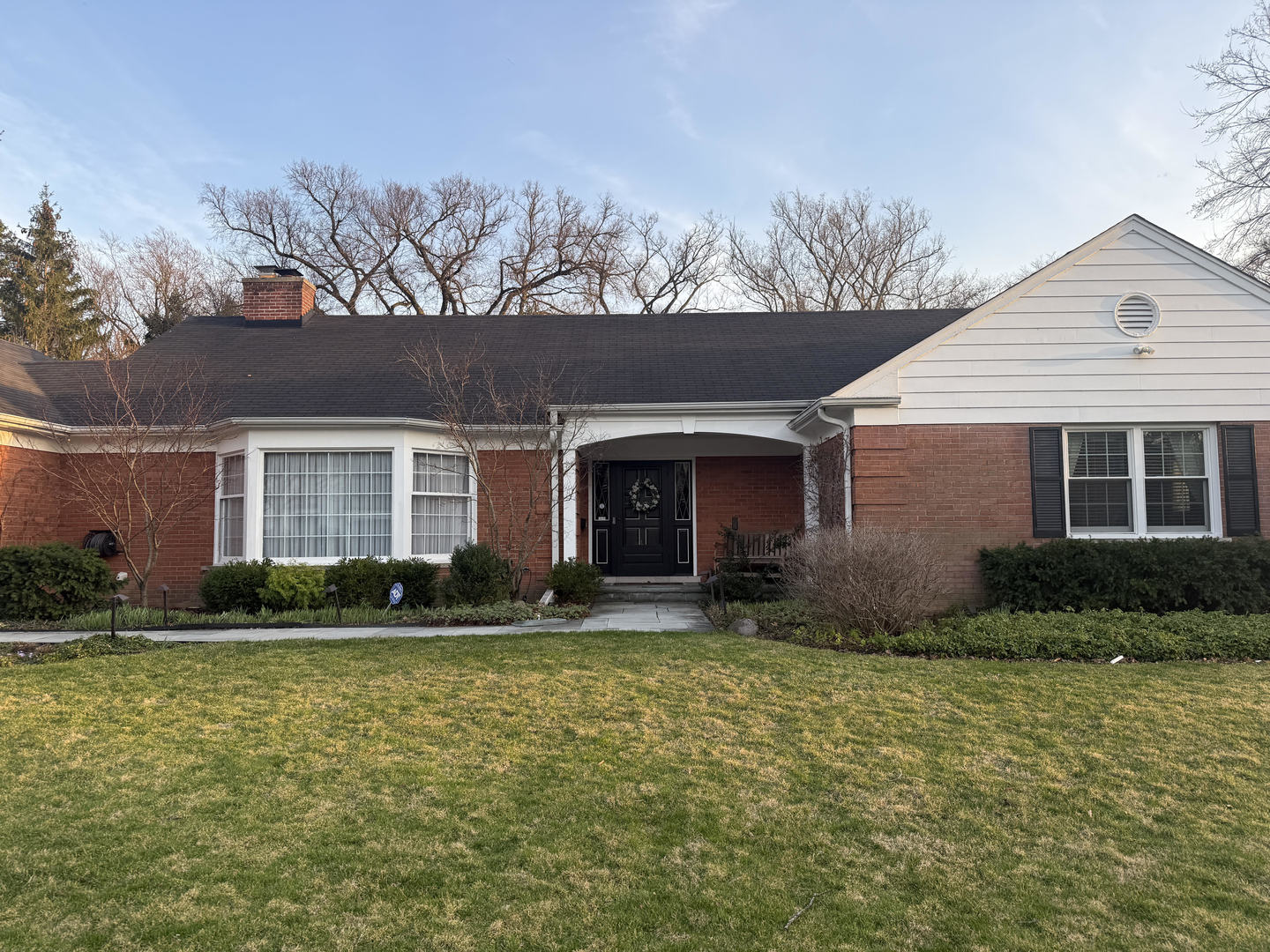 2407 Iroquois Road Wilmette, IL 60091 - Photo 2 of 3