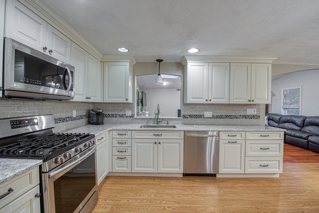 5 Chase Drive Sharon, MA 02067 - Photo 1 of 36