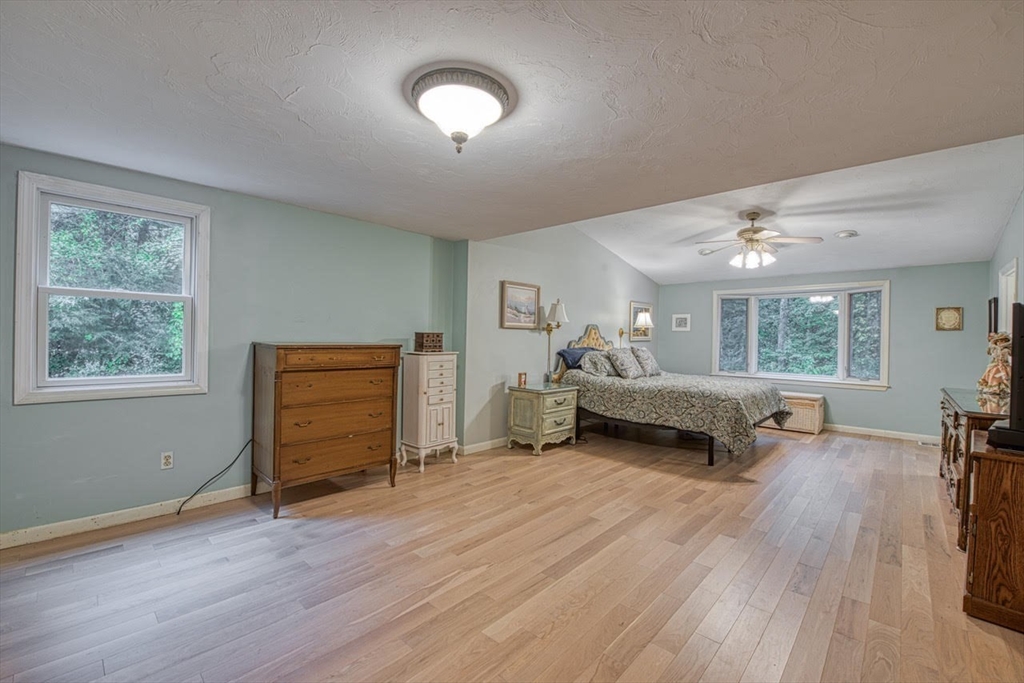 5 Chase Drive Sharon, MA 02067 - Photo 11 of 36