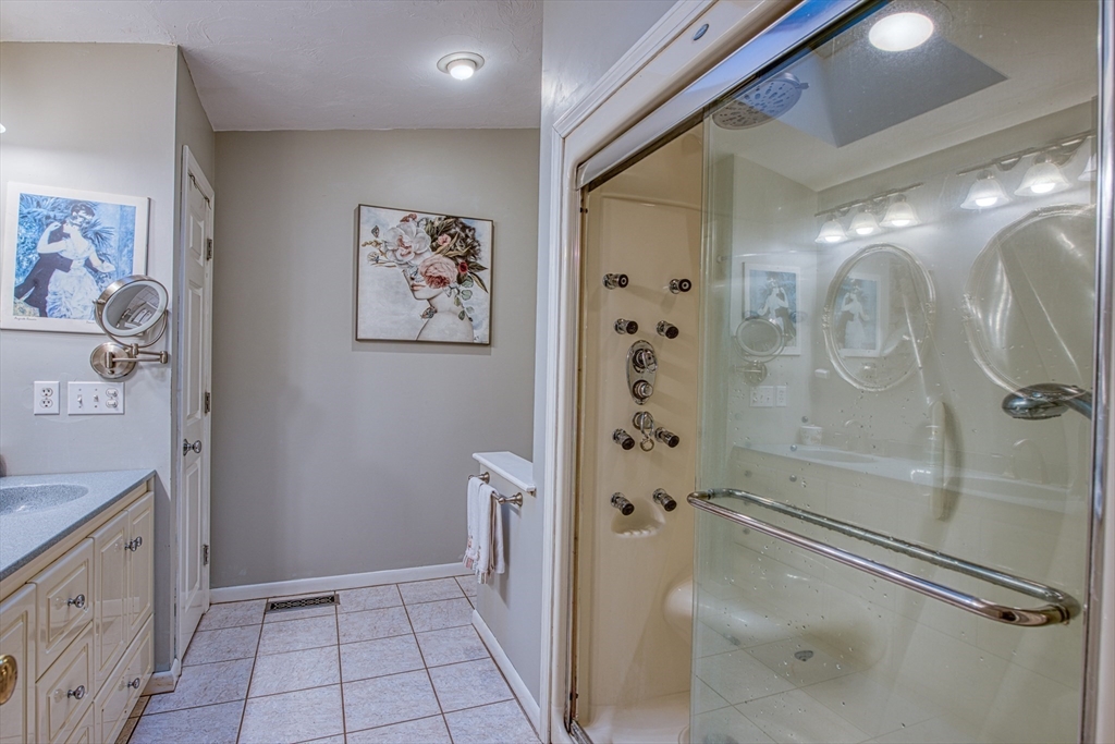 5 Chase Drive Sharon, MA 02067 - Photo 17 of 36