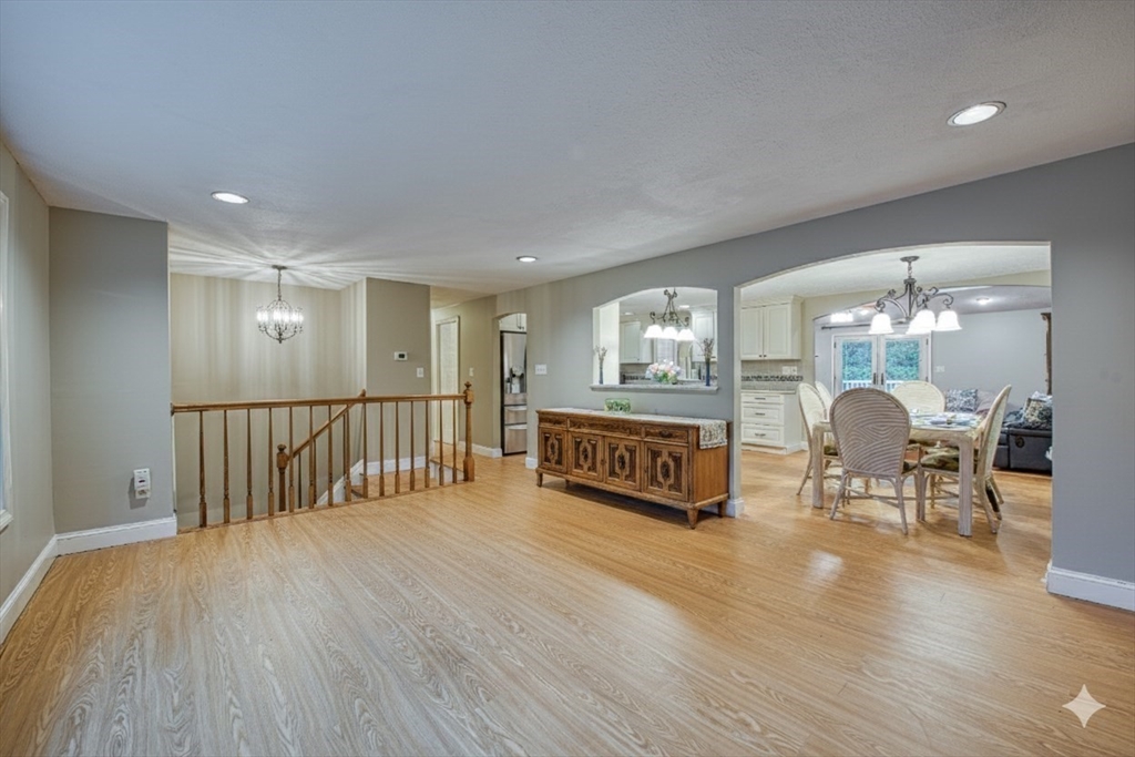 5 Chase Drive Sharon, MA 02067 - Photo 10 of 36