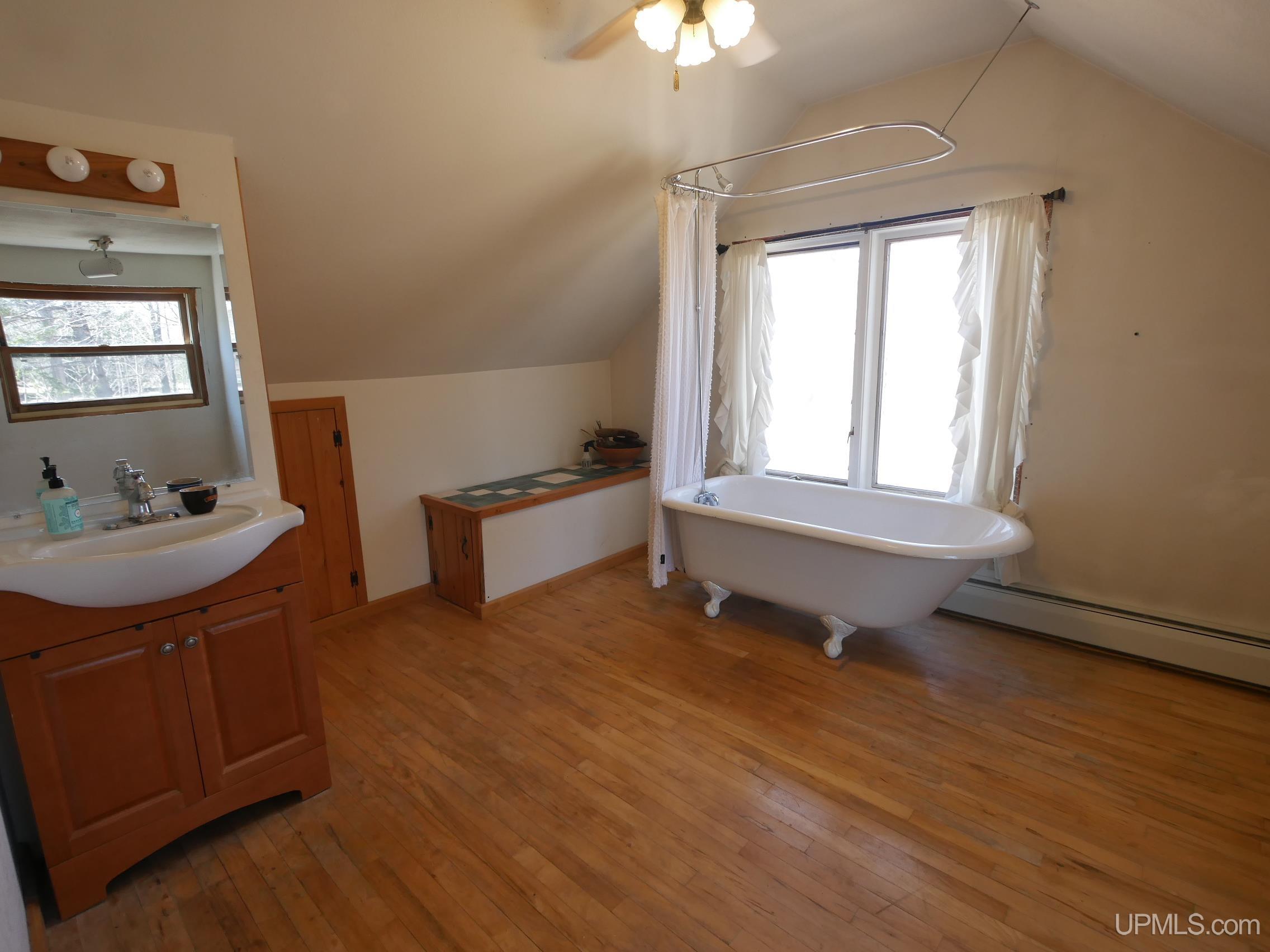 15411 North Superior Road Houghton, MI 49931 - Photo 16 of 24