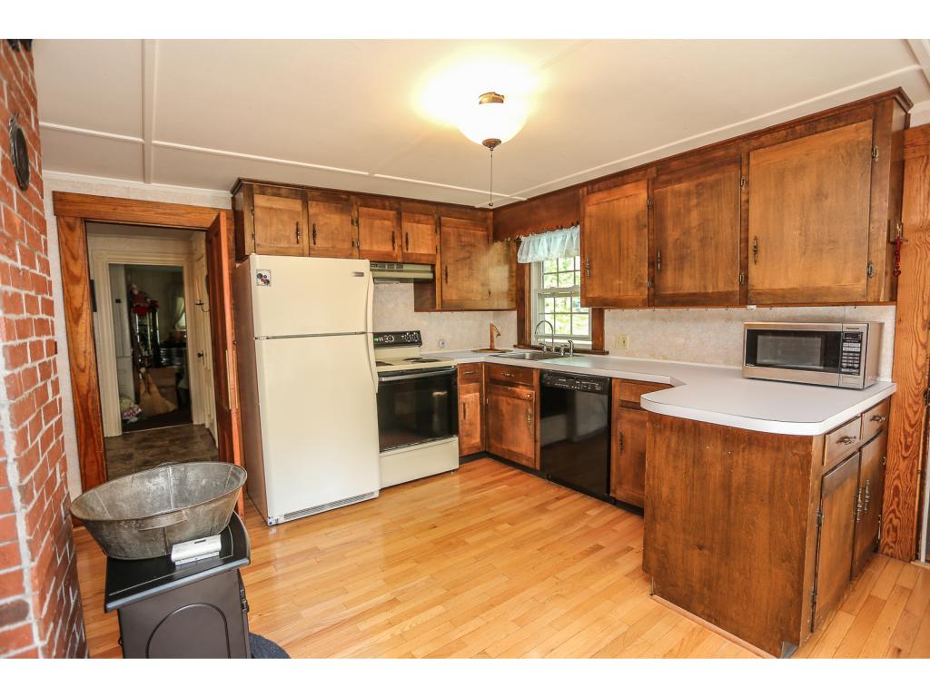 5 New Rye Road Epsom, NH 03234 - Photo 10 of 37
