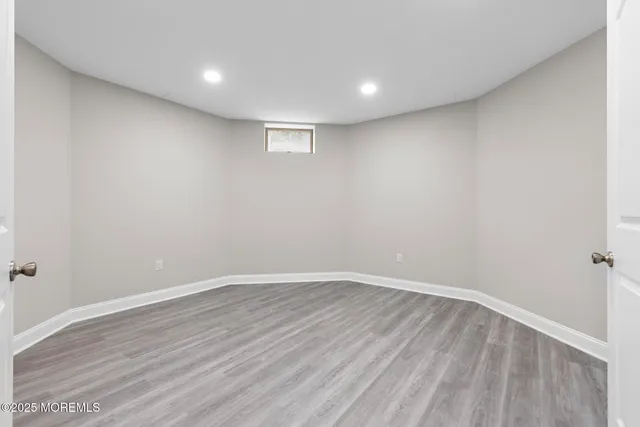 $5,595,000 | 8 Black Point Horseshoe Street, Rumson, NJ 07760