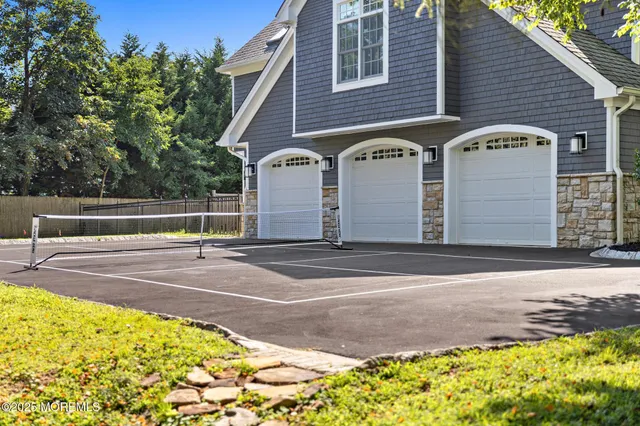 $5,595,000 | 8 Black Point Horseshoe Street, Rumson, NJ 07760