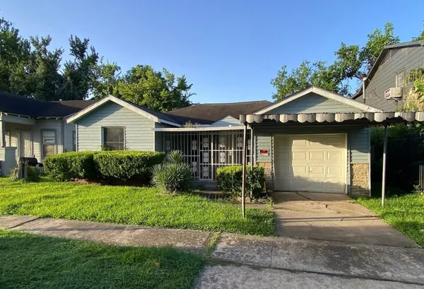 $1,399 | 5424 San Juan Street, Houston, TX 77020