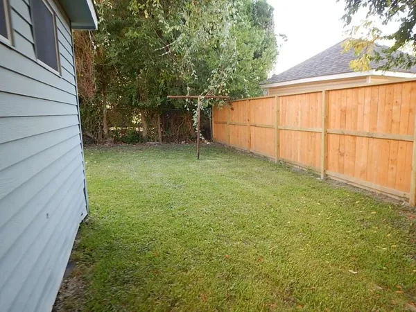 $1,399 | 5424 San Juan Street, Houston, TX 77020