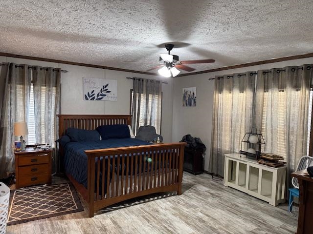 4216 Sandy Flat Road Bethel Springs, TN 38315 - Photo 3 of 15 a living room with furniture