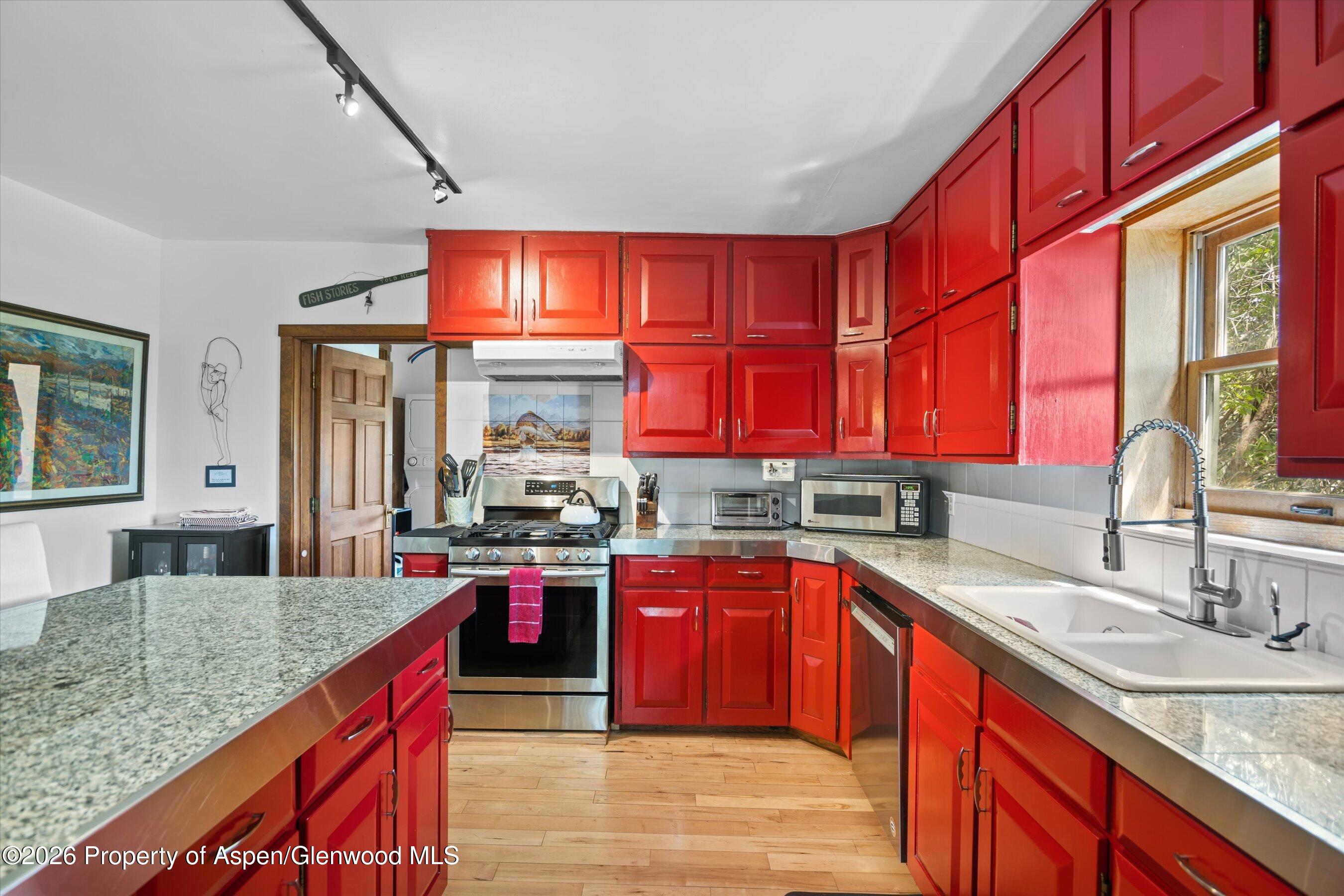1645 Capitol Creek Road Snowmass, CO 81654 - Photo 12 of 51 Cabin kitchen