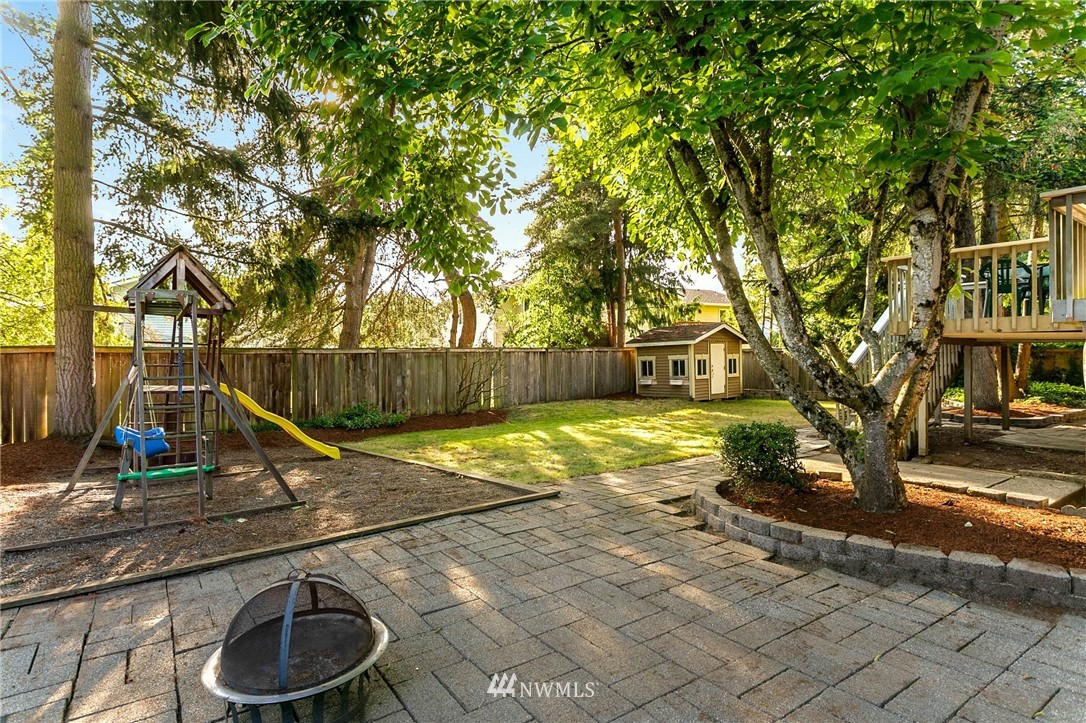 4315 Northeast 22nd Court Renton, WA 98059 - Photo 20 of 24