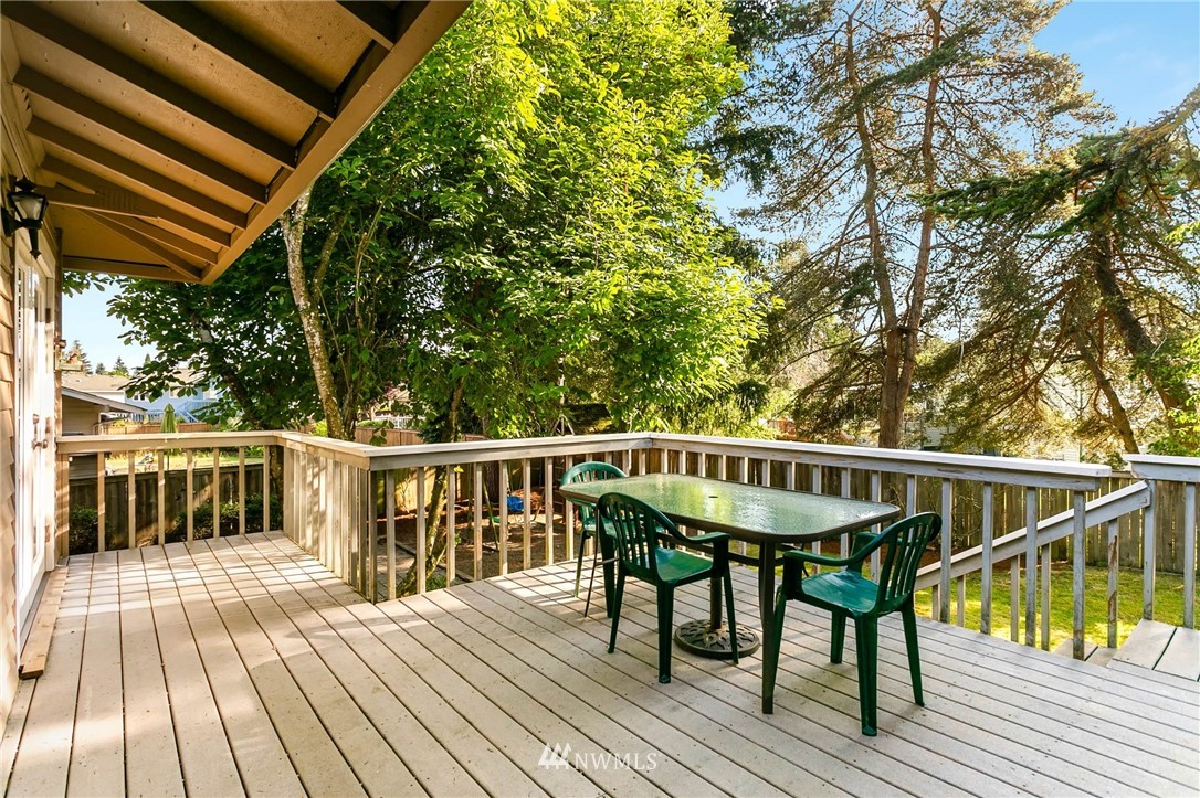 4315 Northeast 22nd Court Renton, WA 98059 - Photo 22 of 24