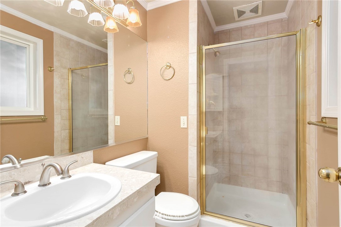 4315 Northeast 22nd Court Renton, WA 98059 - Photo 10 of 24