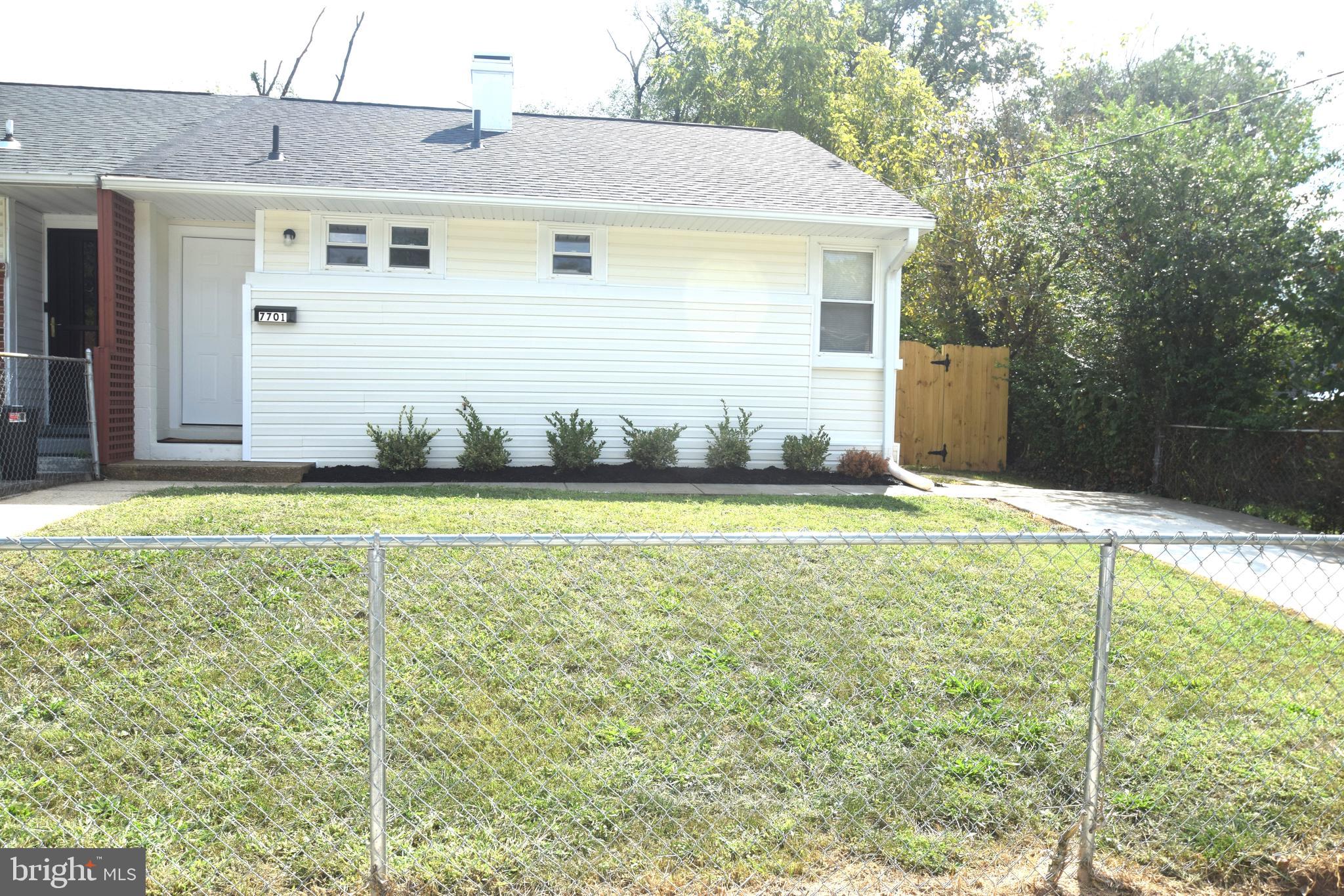 7701 Normandy Road Landover, MD 20785 - Photo 3 of 30